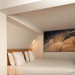 Urbanist By Harmony Hotel