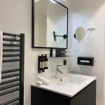 Urbanist By Harmony Hotel