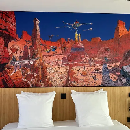 Comic Art Hotel 4*