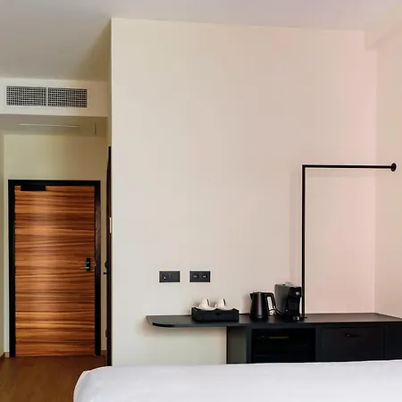 Hotel Comic Art 4*