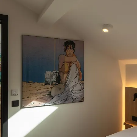 Comic Art Hotel 4*