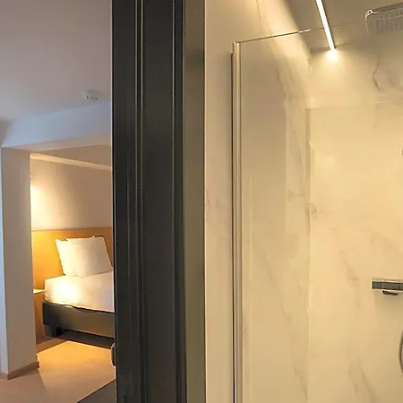 Urbanist By Harmony Hotell 4*