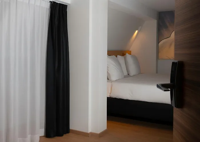 Urbanist By Harmony 4* גנט