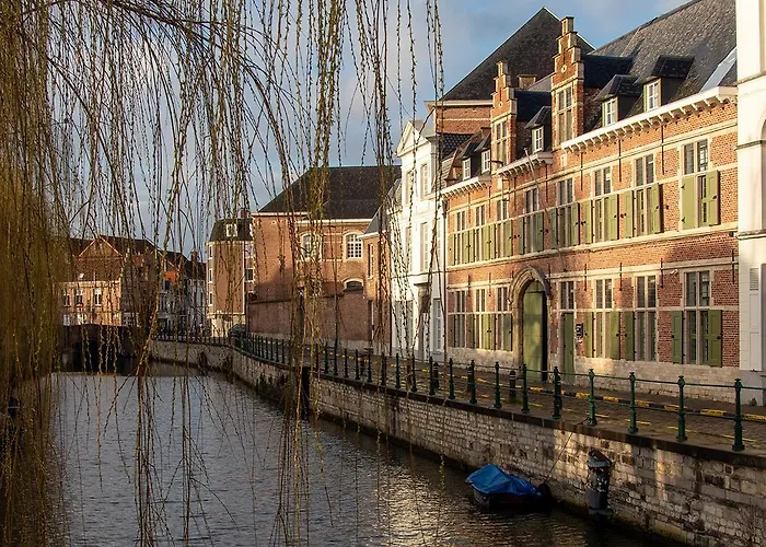 מלון Urbanist By Harmony