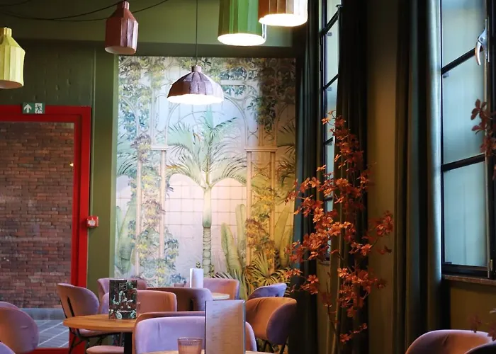 מלון Urbanist By Harmony