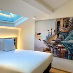 Urbanist By Harmony Otel 4*