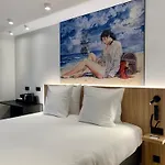 Urbanist By Harmony Otel 4*