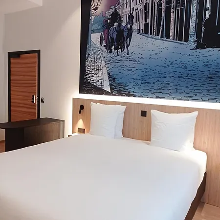 Отель Comic Art 4*