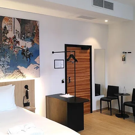 Comic Art 4* Гент